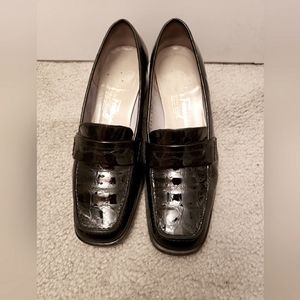 Salvatore Ferragamo Crocodile Vintage black shoes